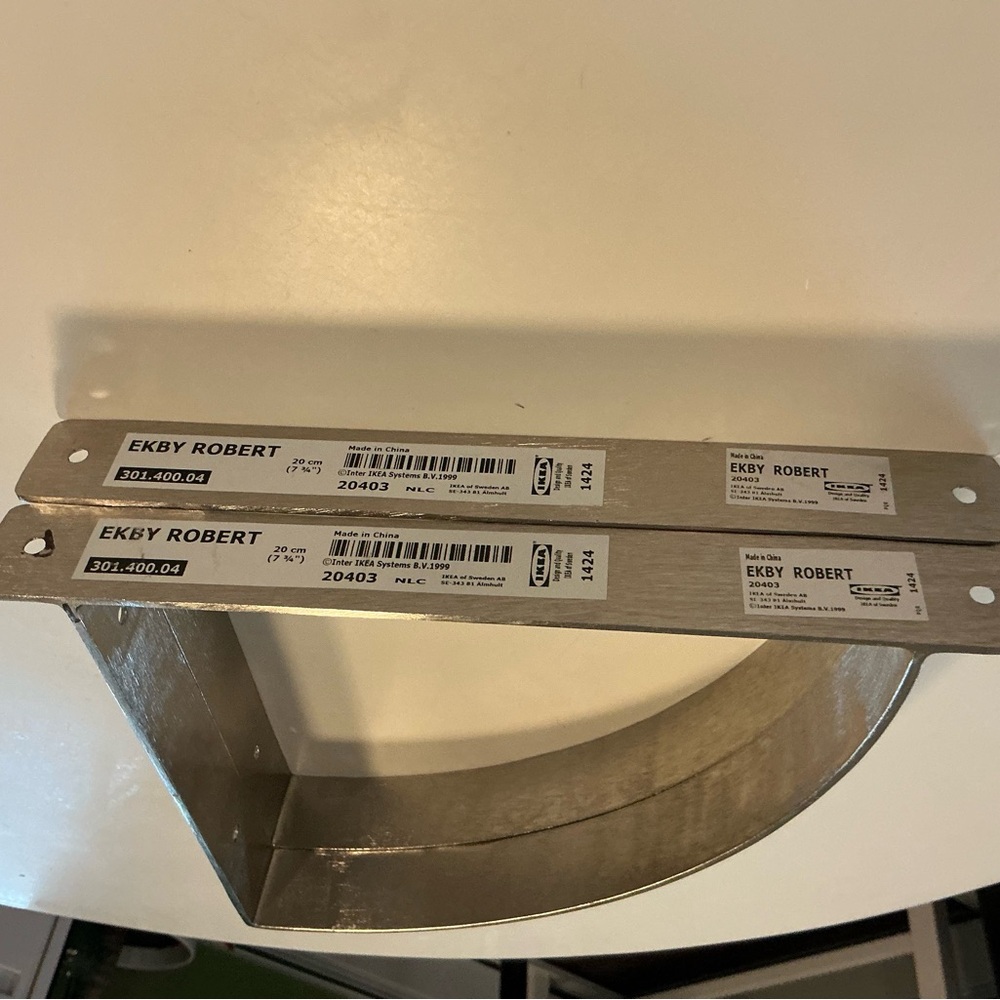 IKEA ROBERT SHELF BRACKETS - Picture 8 of 9